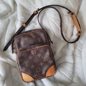 ❌SOLD❌Pre-loved Louis Vuitton monogram Amazon Crossbody